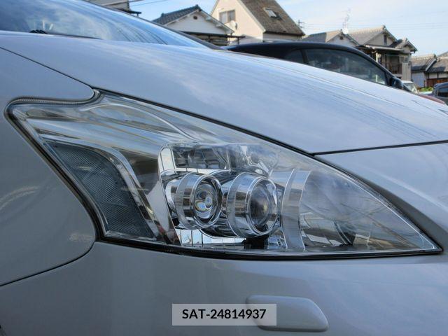 Toyota PRIUS ALPHA 2014-02 393485-22