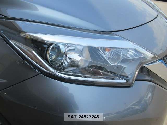 Nissan NOTE 2019-04 305483-9