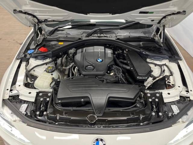 Bmw 3 SERIES 2018-02 25183-19