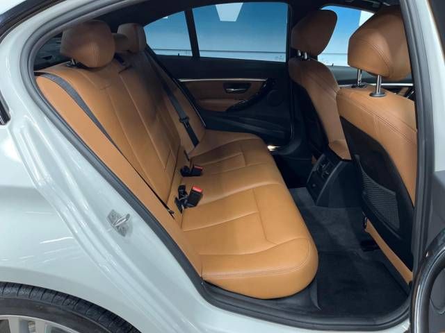 Bmw 3 SERIES 2018-02 25183-9