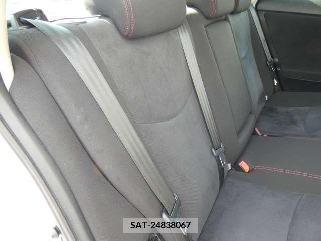 Toyota PRIUS 2013-01 393398-24