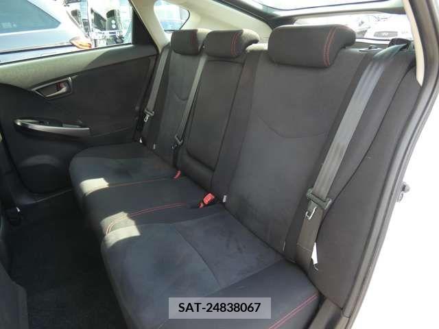 Toyota PRIUS 2013-01 393398-27
