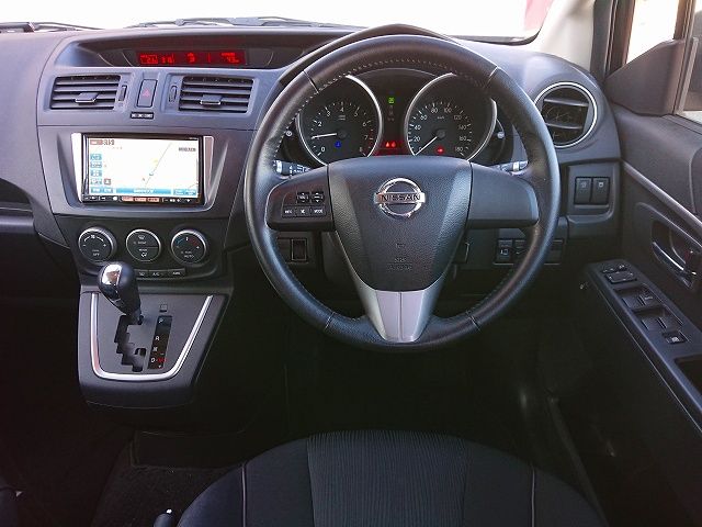 Nissan LAFESTA 2012-12 16652-1