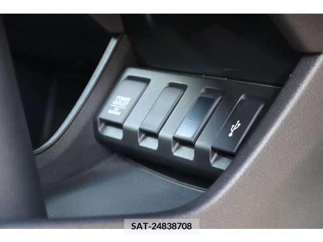Honda VEZEL 2018-05 202659-11
