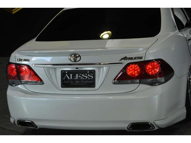 Toyota CROWN SEDAN 2010-03 187426-16