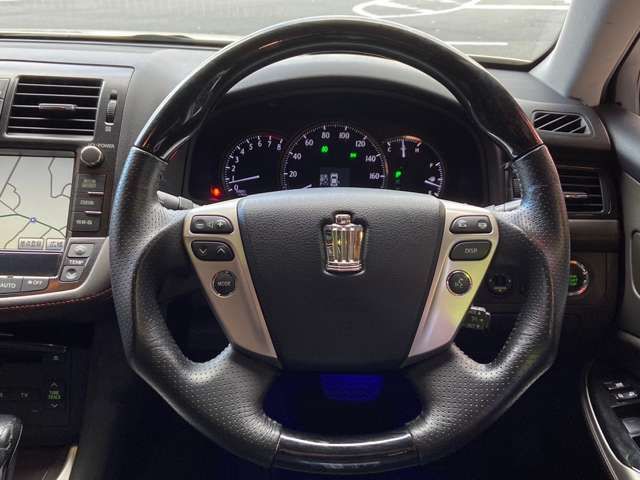 Toyota CROWN SEDAN 2010-03 187426-12