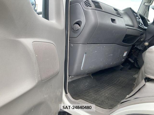 Mazda TITAN DASH 2007-05 329119-9