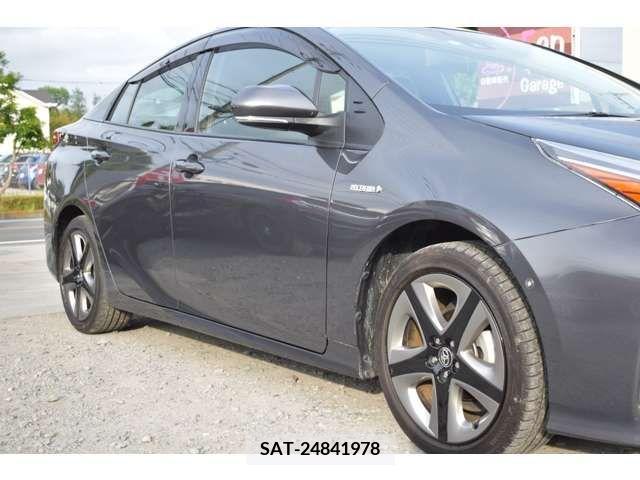 Toyota PRIUS 2019-05 281977-12