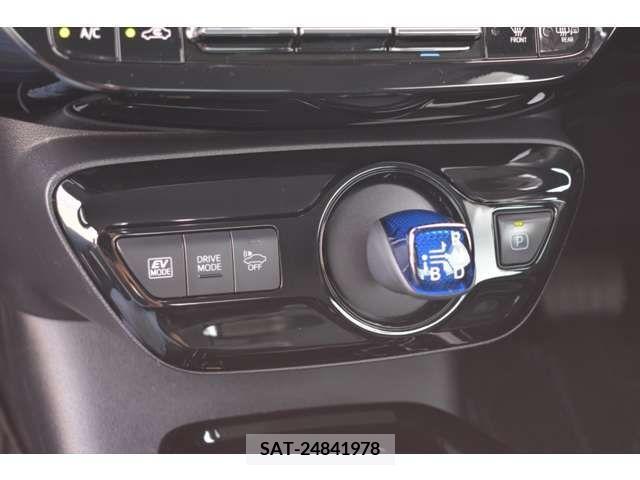 Toyota PRIUS 2019-05 281977-9