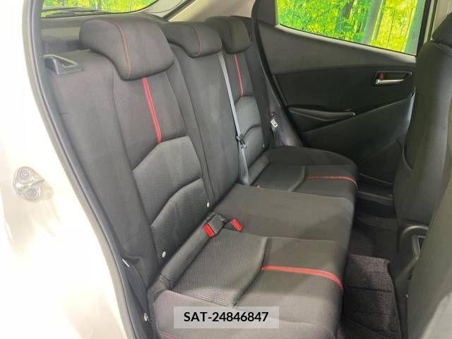 Mazda DEMIO 2015-01 359404-10