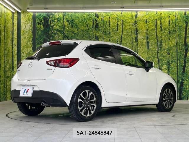 Mazda DEMIO 2015-01 359404-17