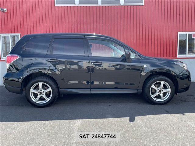 Subaru FORESTER 2018-03 330165-5