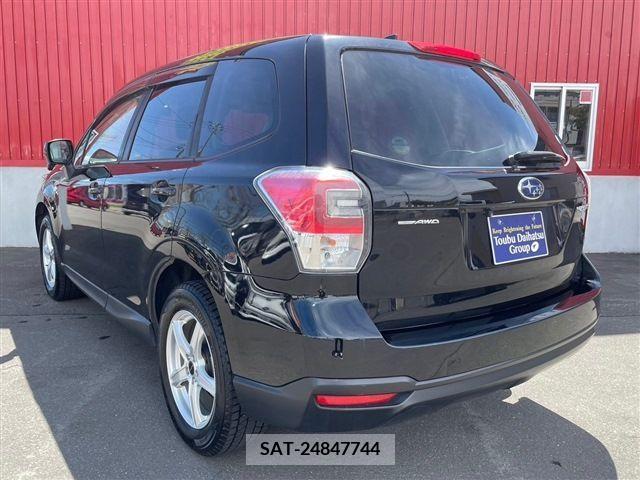 Subaru FORESTER 2018-03 330165-2