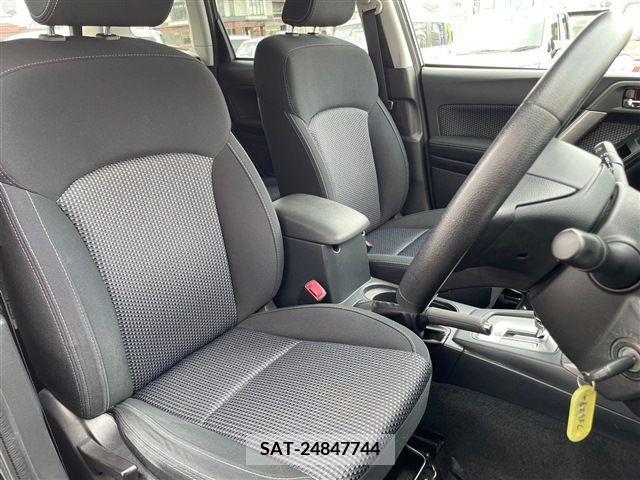 Subaru FORESTER 2018-03 330165-15