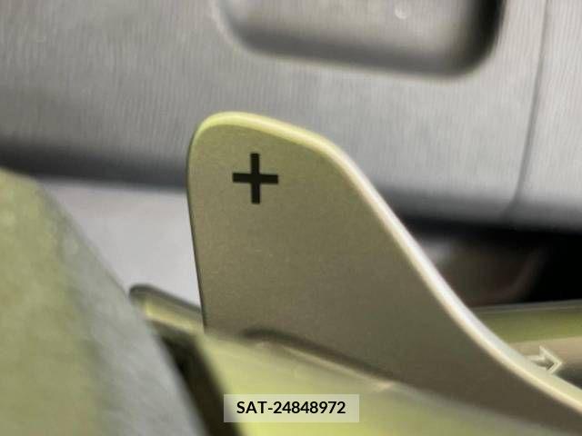 Toyota VOXY 2011-10 338027-6