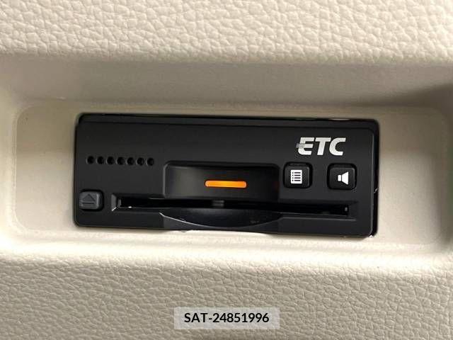 Suzuki SPACIA 2018-03 312356-7