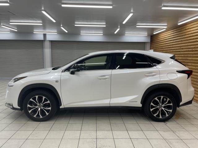 Lexus NX 2014-09 21063-15