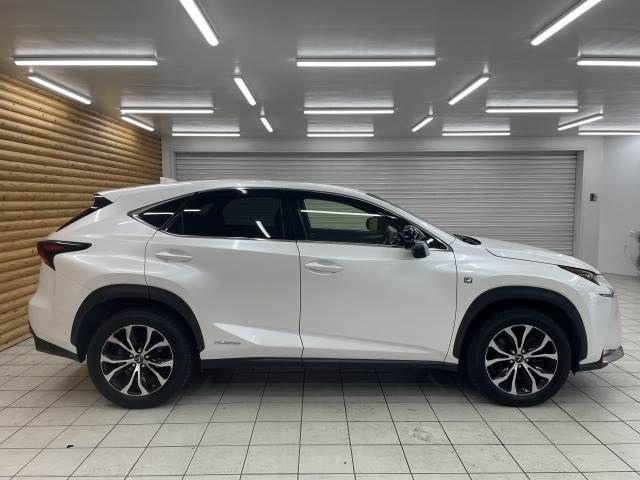 Lexus NX 2014-09 21063-14