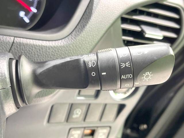 Toyota VOXY 2014-05 184720-7