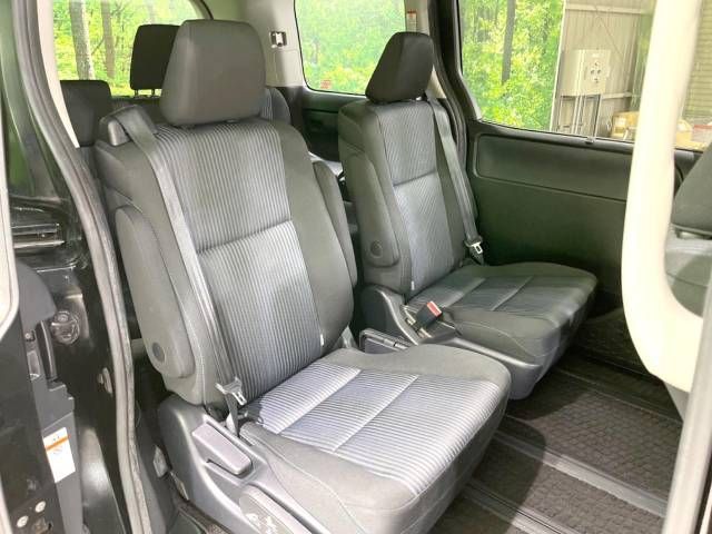 Toyota VOXY 2014-05 184720-9