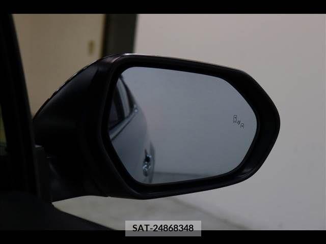 Toyota C-HR 2017-11 357856-28