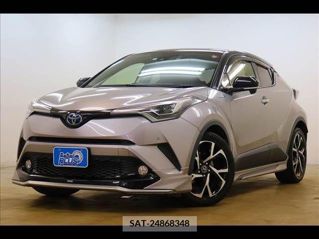 Toyota C-HR 2017-11 357856-16