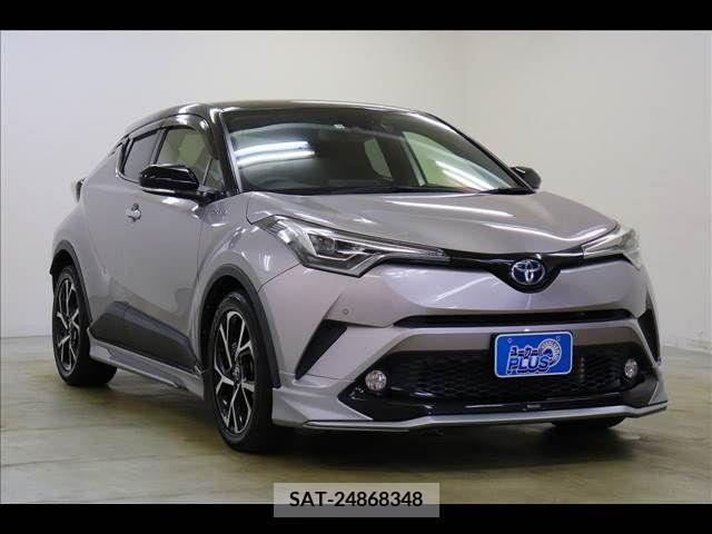 Toyota C-HR 2017-11 357856-17