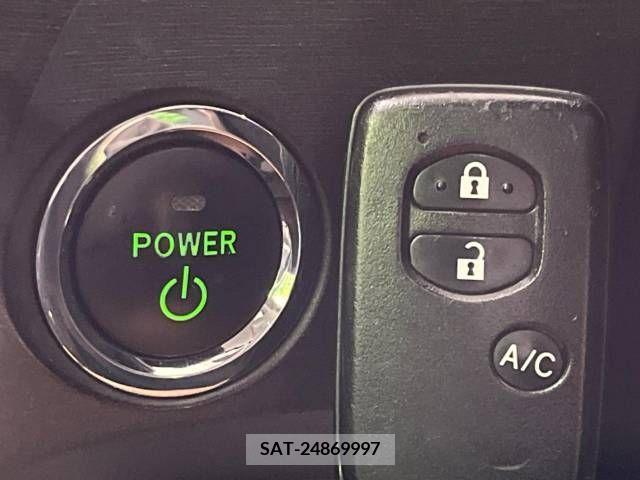 Toyota PRIUS 2009-06 377673-5