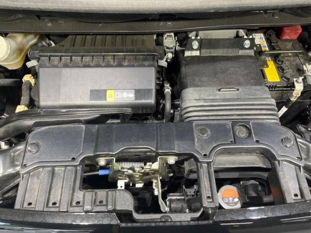 Nissan ROOX 2021-04 6703-18