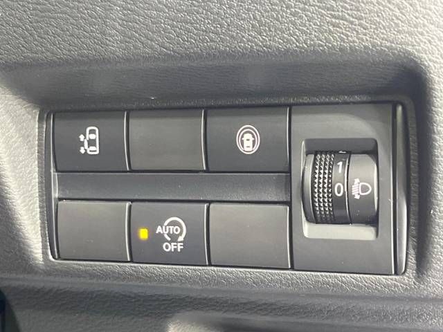 Nissan ROOX 2021-04 6703-5