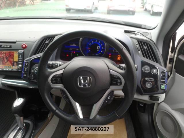 Honda CR-Z 2010-07 321007-2