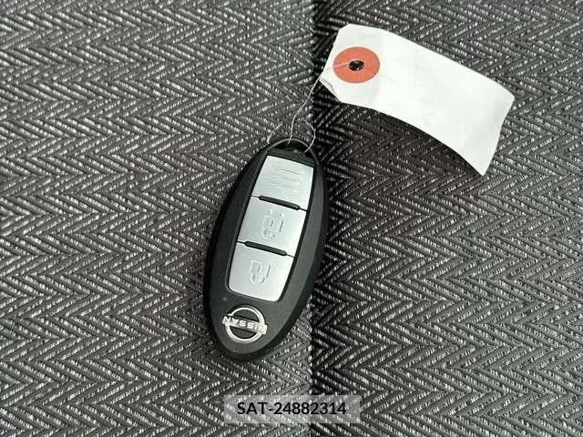 Nissan AURA 2023-04 261468-16