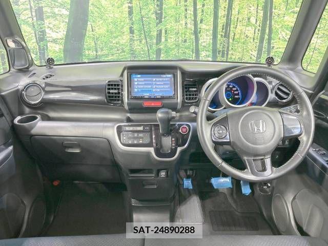 Honda N BOX CUSTOM 2013-09 306503-1