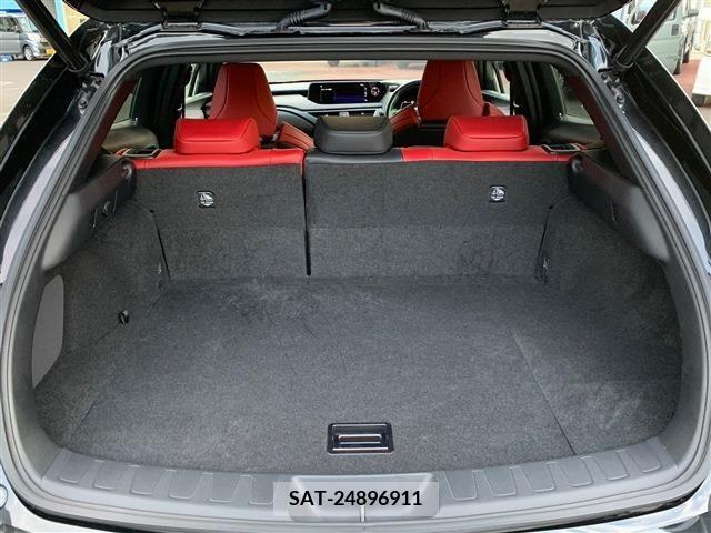 Lexus UX 2019-08 206828-4