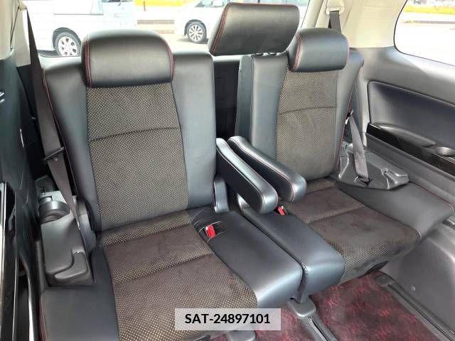 Toyota VELLFIRE 2013-12 387327-13