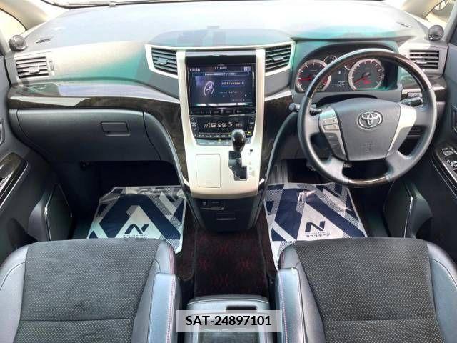 Toyota VELLFIRE 2013-12 387327-1