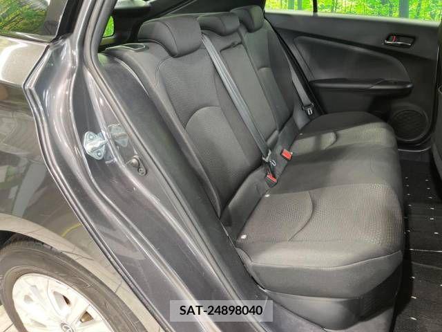 Toyota PRIUS 2019-01 366630-9