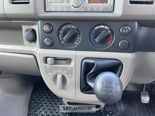 Suzuki EVERY 2014-09 359933-6