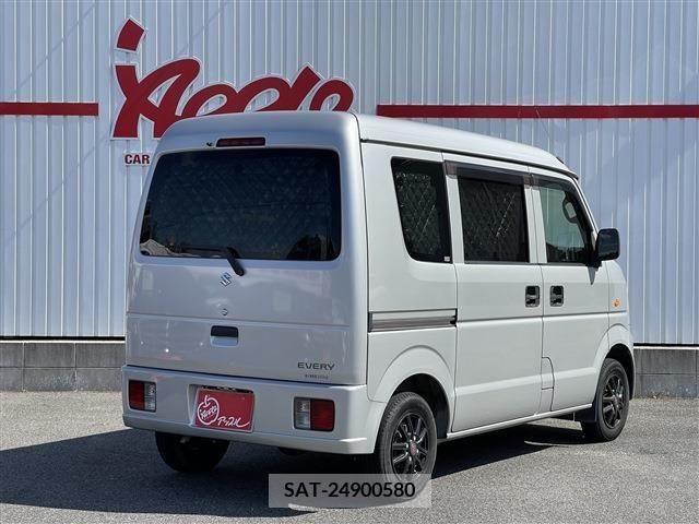 Suzuki EVERY 2014-09 359933-2