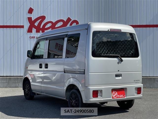 Suzuki EVERY 2014-09 359933-1