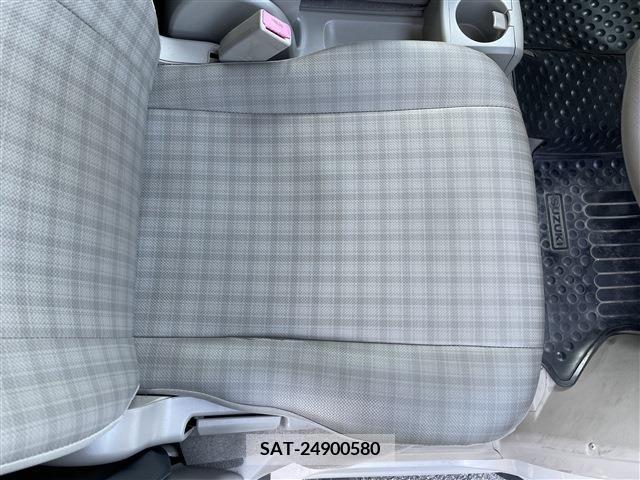 Suzuki EVERY 2014-09 359933-11