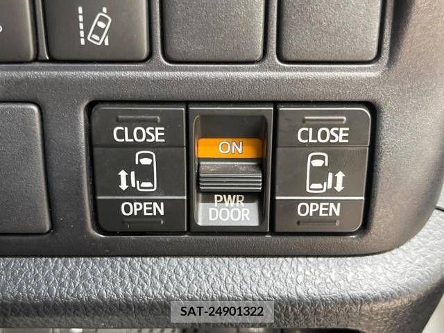 Toyota VOXY 2019-05 382026-6