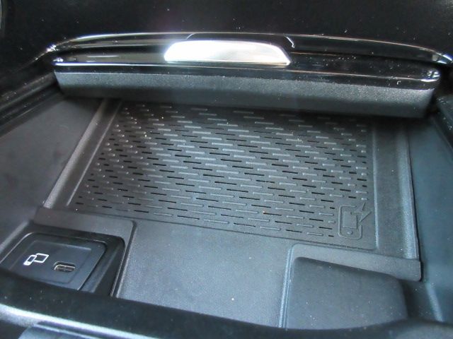 Mercedes Benz A-CLASS 2019-09 8899-23