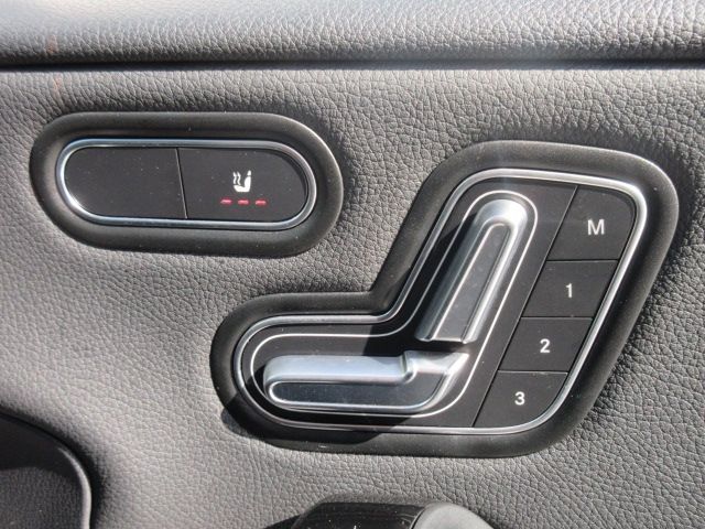 Mercedes Benz A-CLASS 2019-09 8899-17