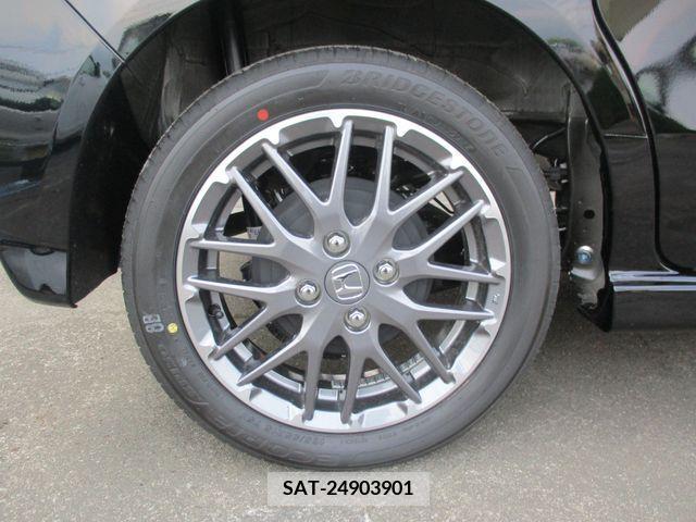 Honda N BOX CUSTOM 2024-05 307534-11