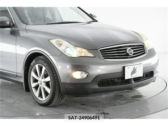 Nissan SKYLINE CROSSOVER 2015-01 223999-2