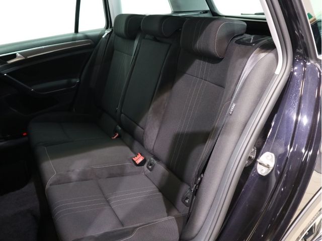 VolksWagen GOLF ALLTRACK 2018-05 26825-18