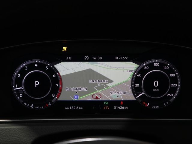 VolksWagen GOLF ALLTRACK 2018-05 26825-12