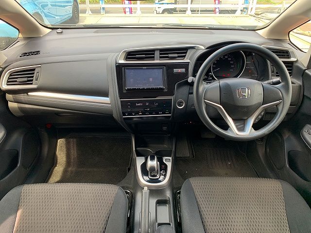 Honda FIT HYBRID 2018-07 15492-1