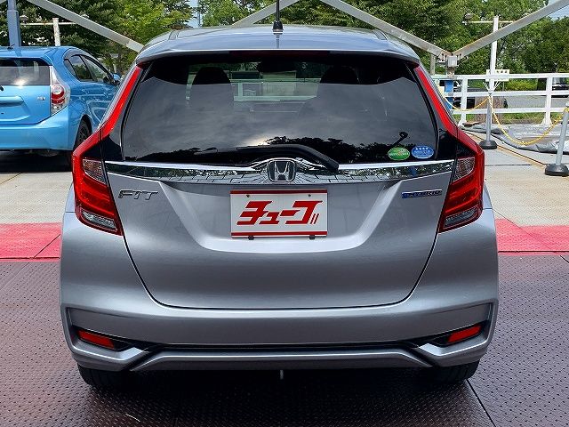 Honda FIT HYBRID 2018-07 15492-22
